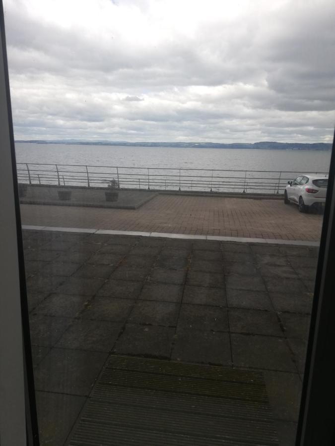 Stunning Waterfront Western Harbour Apartment EDI Eksteriør bilde