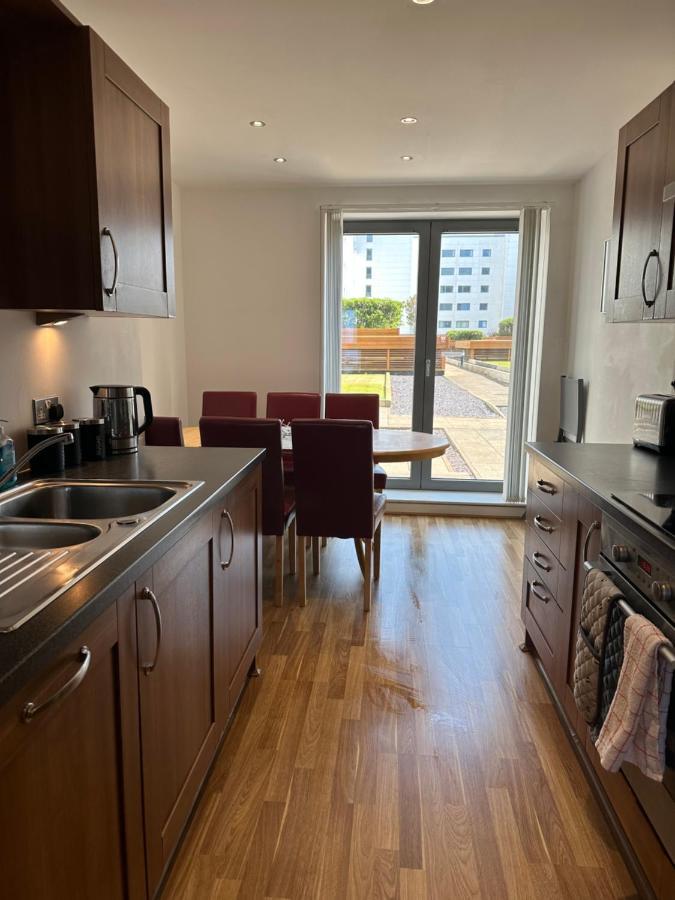 Stunning Waterfront Western Harbour Apartment EDI Eksteriør bilde